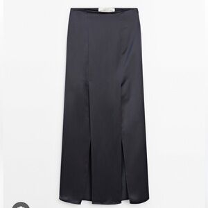Massimo Dutti NWT long satin skirt with slits 9323/952
